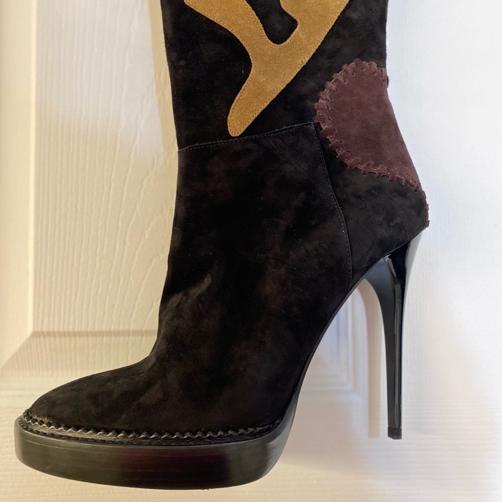 Burberry Runway Suede Patchwork Printed Boots - image 7